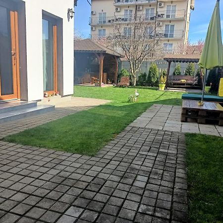 Casa Sara Hotell Turda Exteriör bild